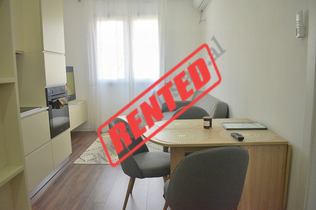 Apartament 2+1 me qira tek shkolla e Baletit ne Tirane